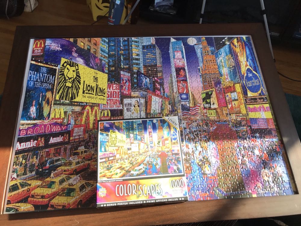 Show Time 🎭🕰 - Masterpieces 🇺🇸 puzzle collectible - Main Image 2