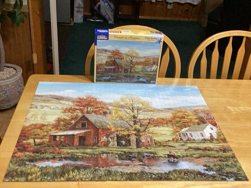 Friends In Autumn  - White Mountain puzzle collectible - Main Image 3