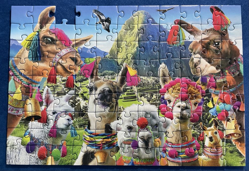 Llama - Ravensburger puzzle collectible - Main Image 2