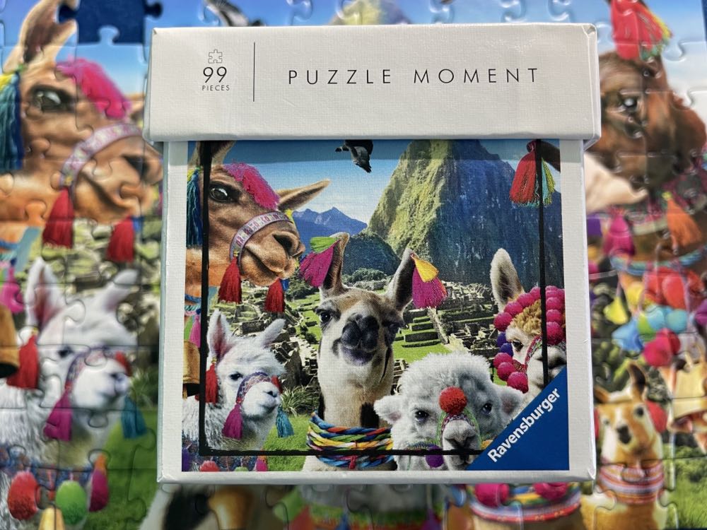 Llama - Ravensburger puzzle collectible - Main Image 3