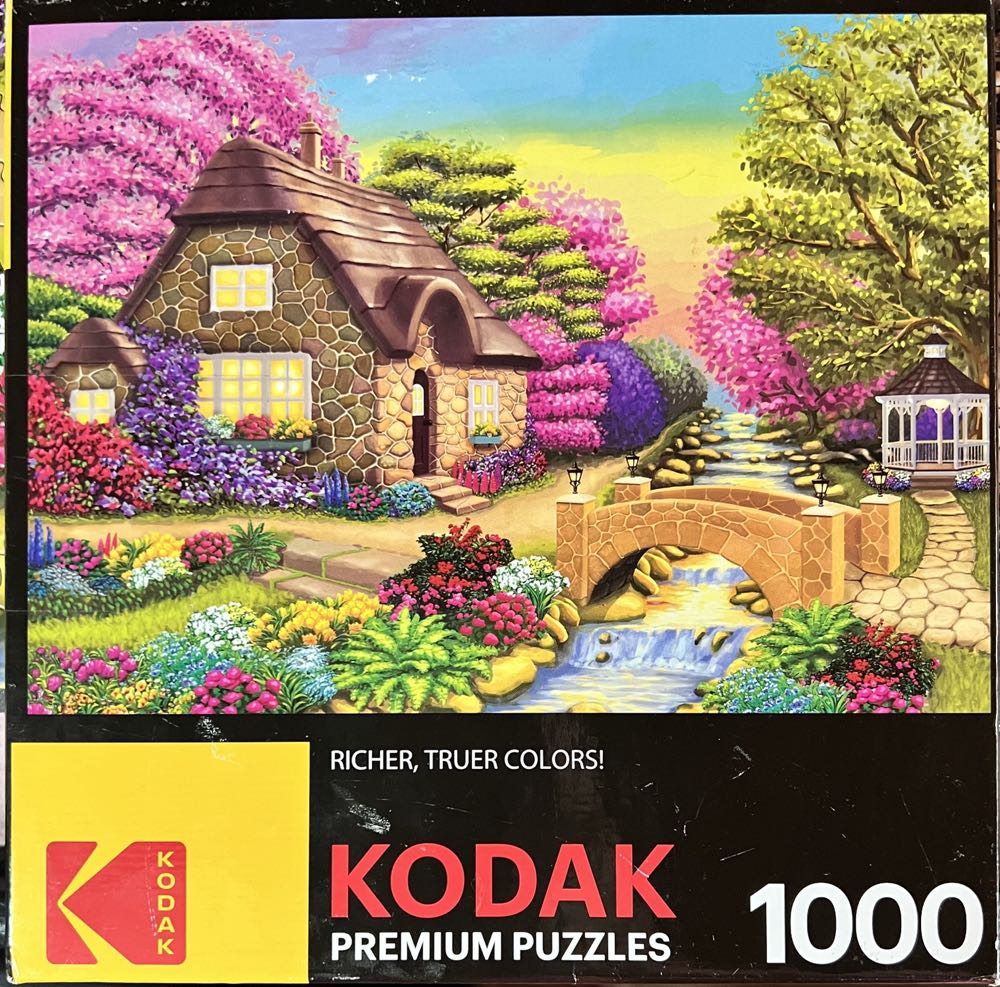 Dream Cottage Retreat - Cra-Z-Art puzzle collectible [Barcode 4895145417426] - Main Image 2