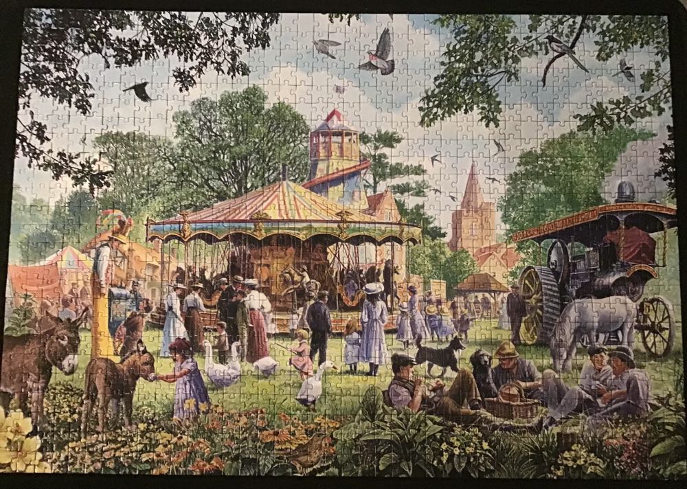 Village Fayre - Corner Piece 🇬🇧 puzzle collectible [Barcode 5052089269514] - Main Image 2