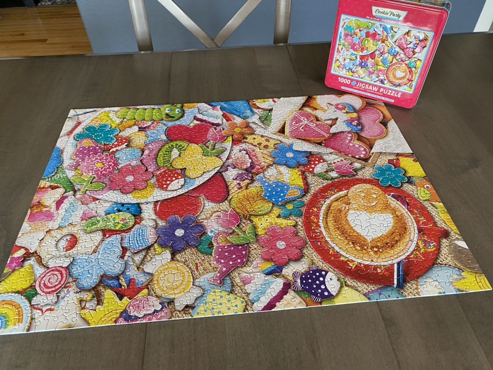 Cookie Party - Eurographics puzzle collectible [Barcode 628136656054] - Main Image 2