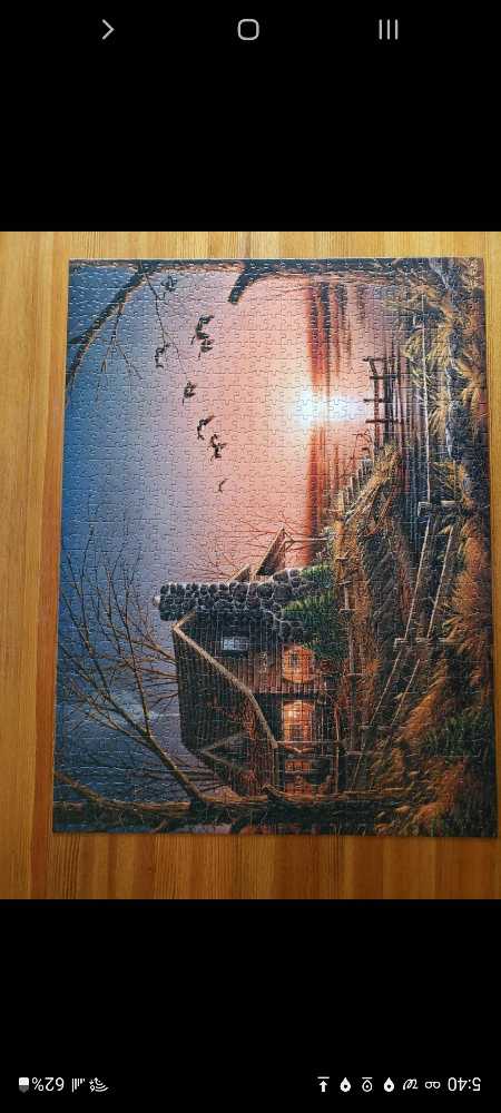 Comforts Of Home - Buffalo puzzle collectible [Barcode 079346109074] - Main Image 2