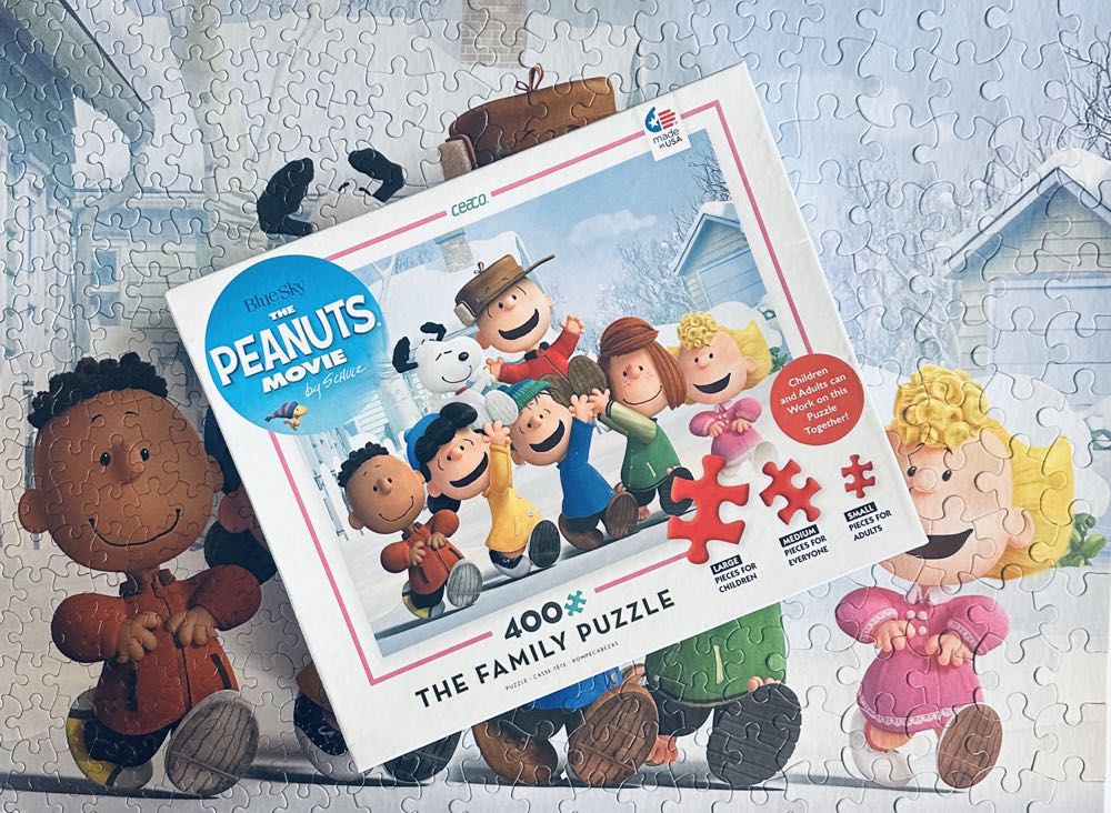 *Peanuts Movie The Family Puzzle - Ceaco puzzle collectible [Barcode 0021081023221] - Main Image 3
