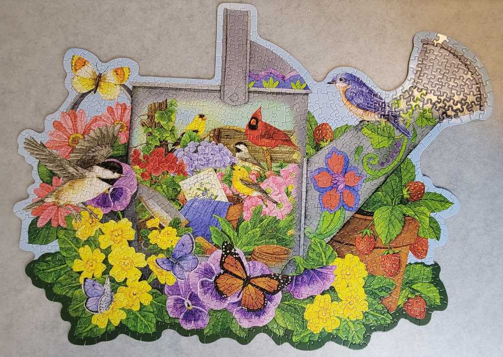 Garden Watering Can (V) 🧩 - Bits And Pieces puzzle collectible [Barcode 704812110093] - Main Image 2