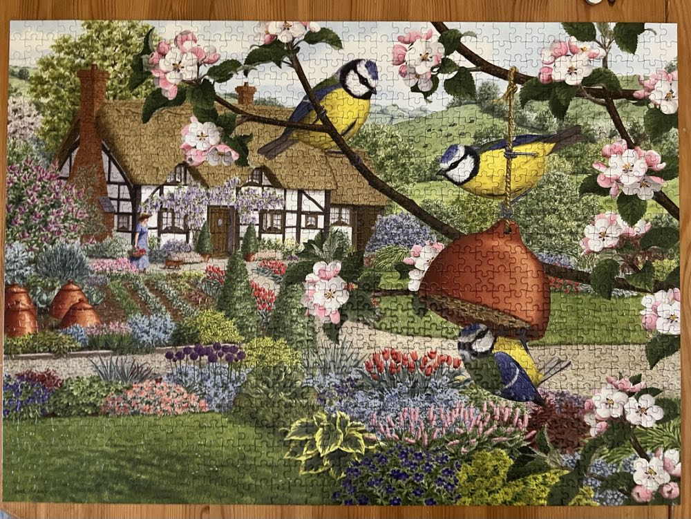 Blue Tits & Blossom - Otter House puzzle collectible [Barcode 5017680023477] - Main Image 2