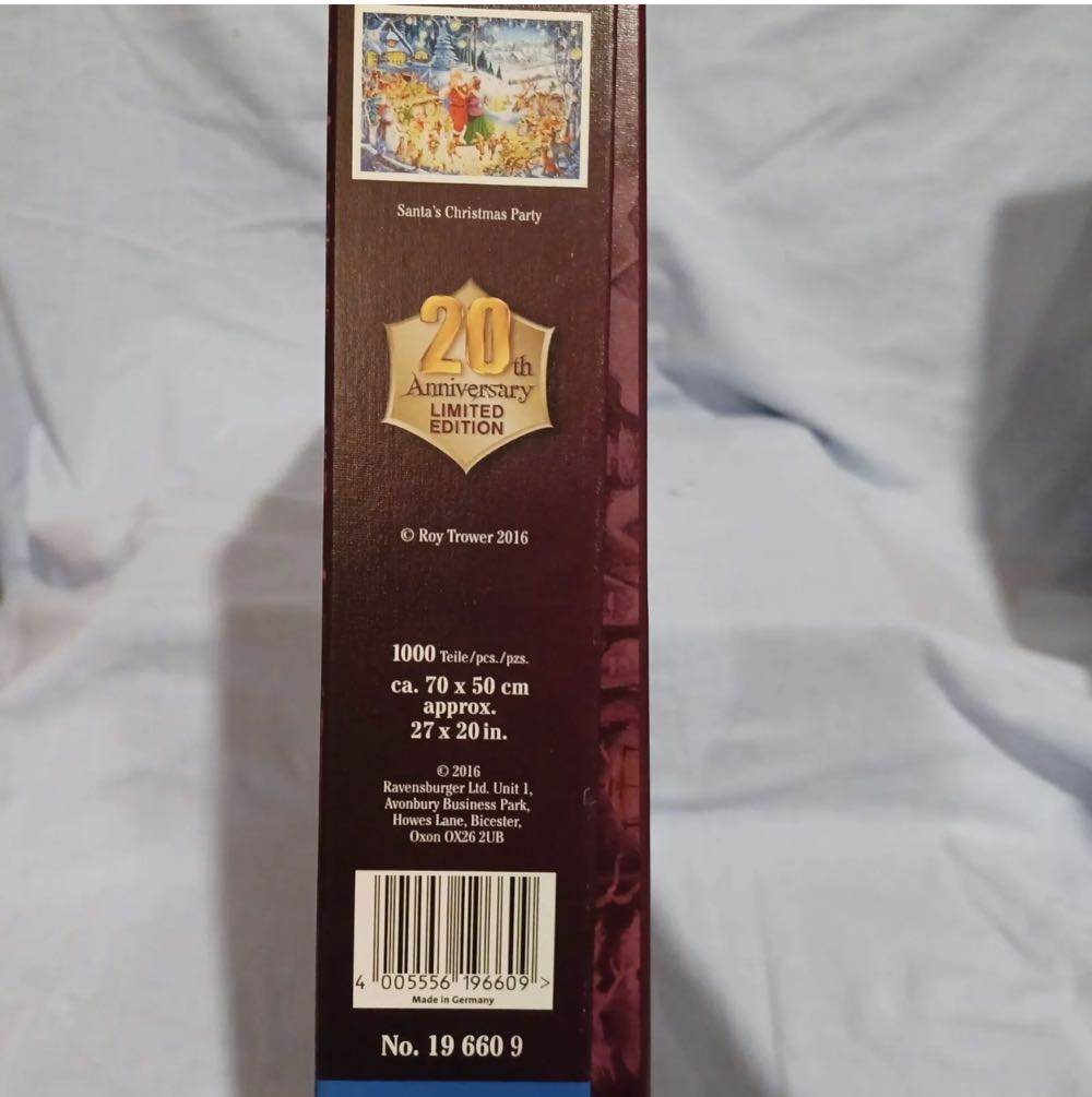 Santa’s Christmas Party - Ravensburger puzzle collectible [Barcode 4005556196609] - Main Image 2