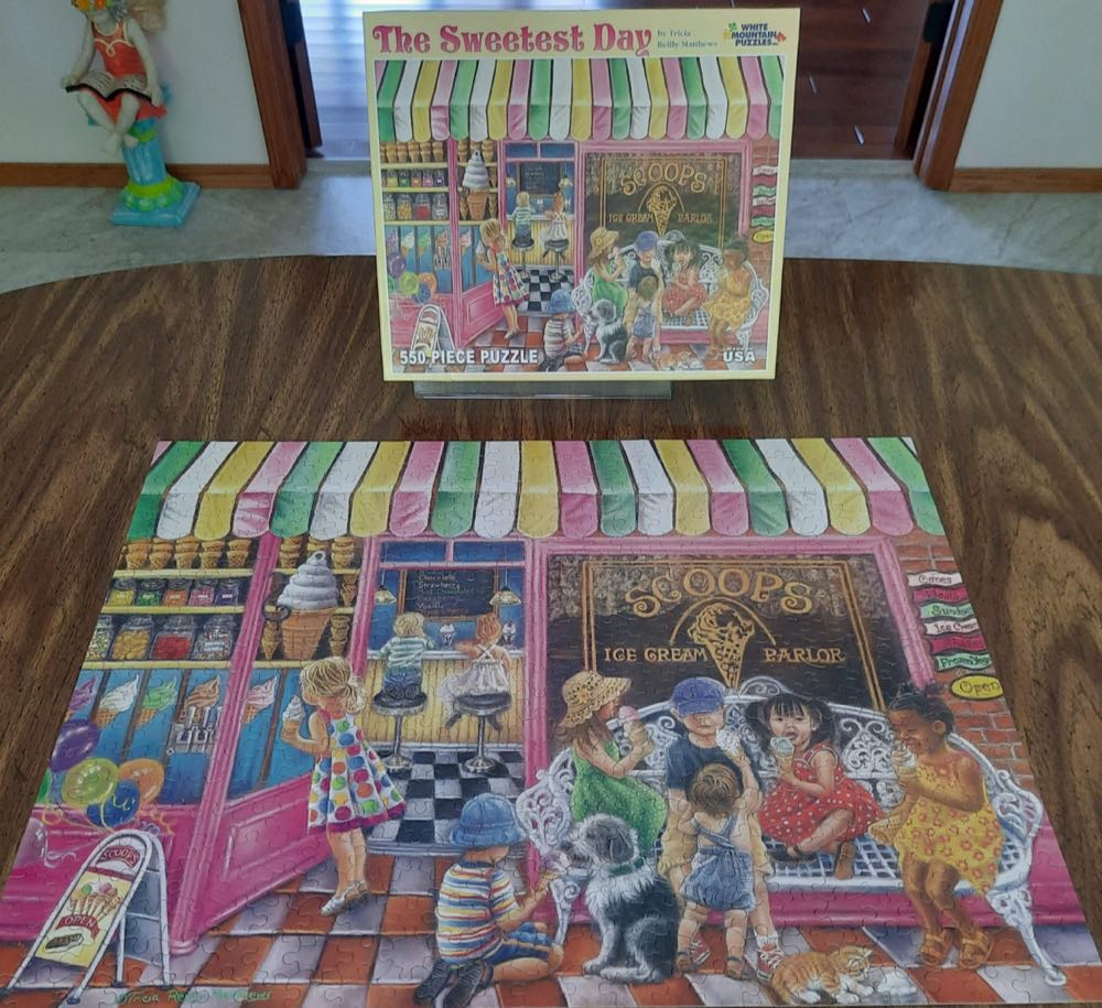 The Sweetest Day-TRADED - White Mountain Puzzles puzzle collectible [Barcode 724819254149] - Main Image 3