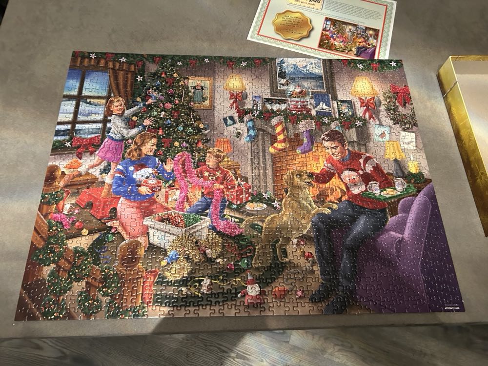 Deck The Halls - Waddingtons puzzle collectible [Barcode 5036905040136] - Main Image 2