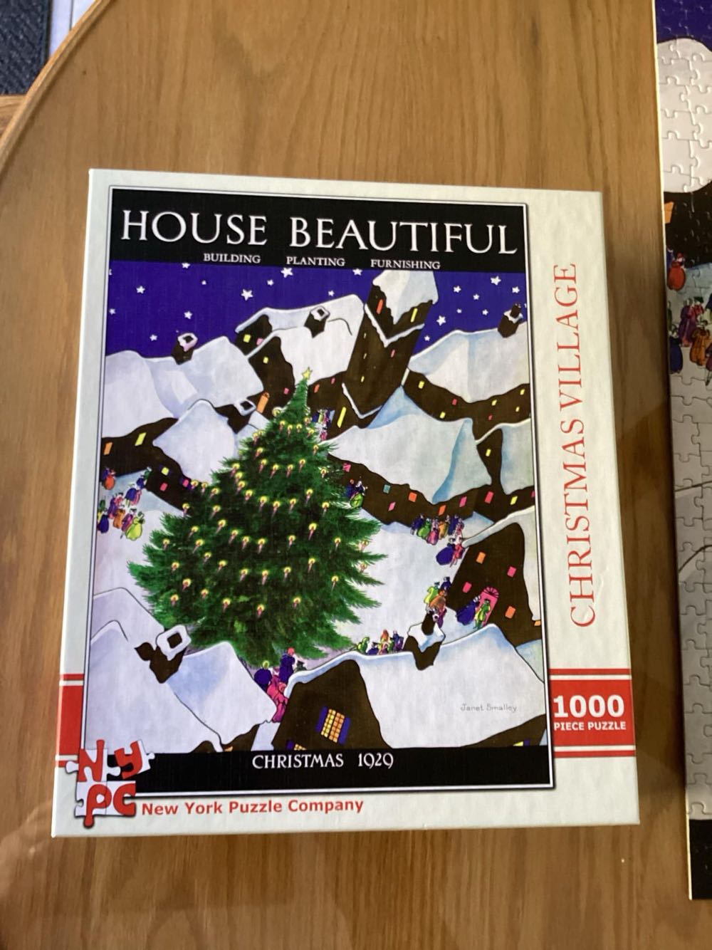 Christmas Village - New York Puzzle Company puzzle collectible [Barcode 851996002437] - Main Image 2