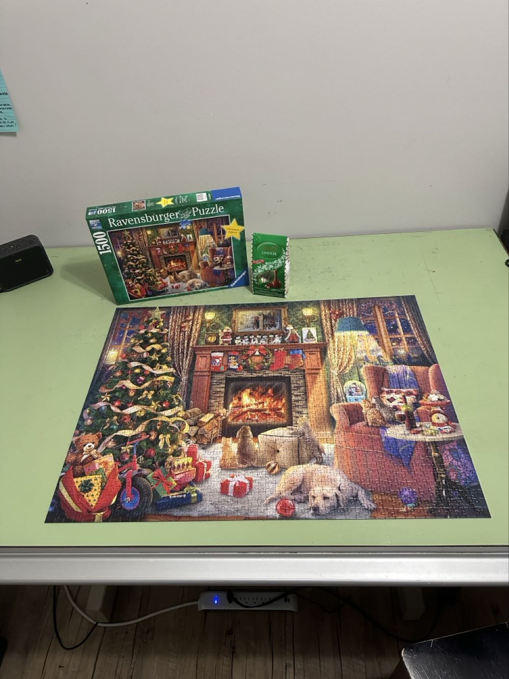 Christmas Eve - Ravensburger puzzle collectible [Barcode 4005556165582] - Main Image 3