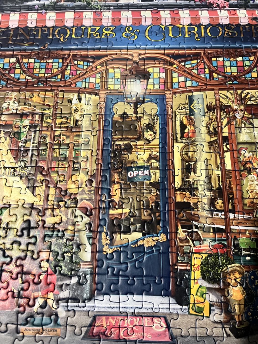 Antiques & Curiosities - Ravensburger puzzle collectible [Barcode 4005556164073] - Main Image 2