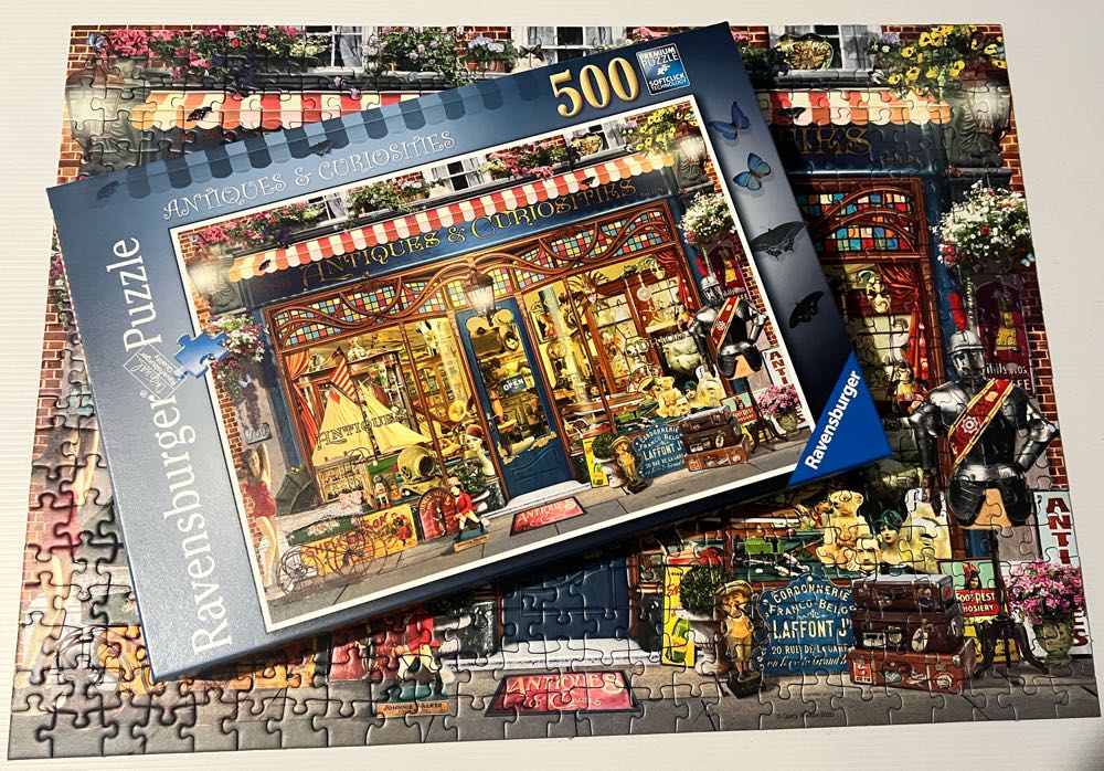 Antiques & Curiosities - Ravensburger puzzle collectible [Barcode 4005556164073] - Main Image 4