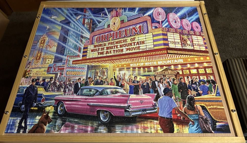 All-Star Premiere - White Mountain puzzle collectible [Barcode 724819264636] - Main Image 4