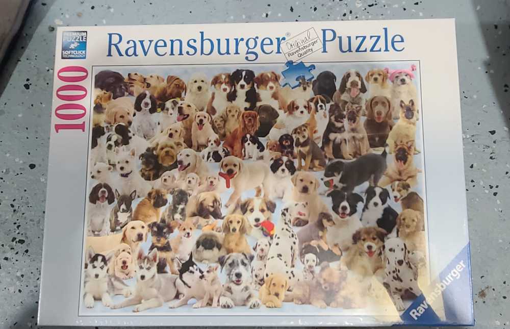Dogs Galore! - Ravensburger puzzle collectible [Barcode 4005556156337] - Main Image 2