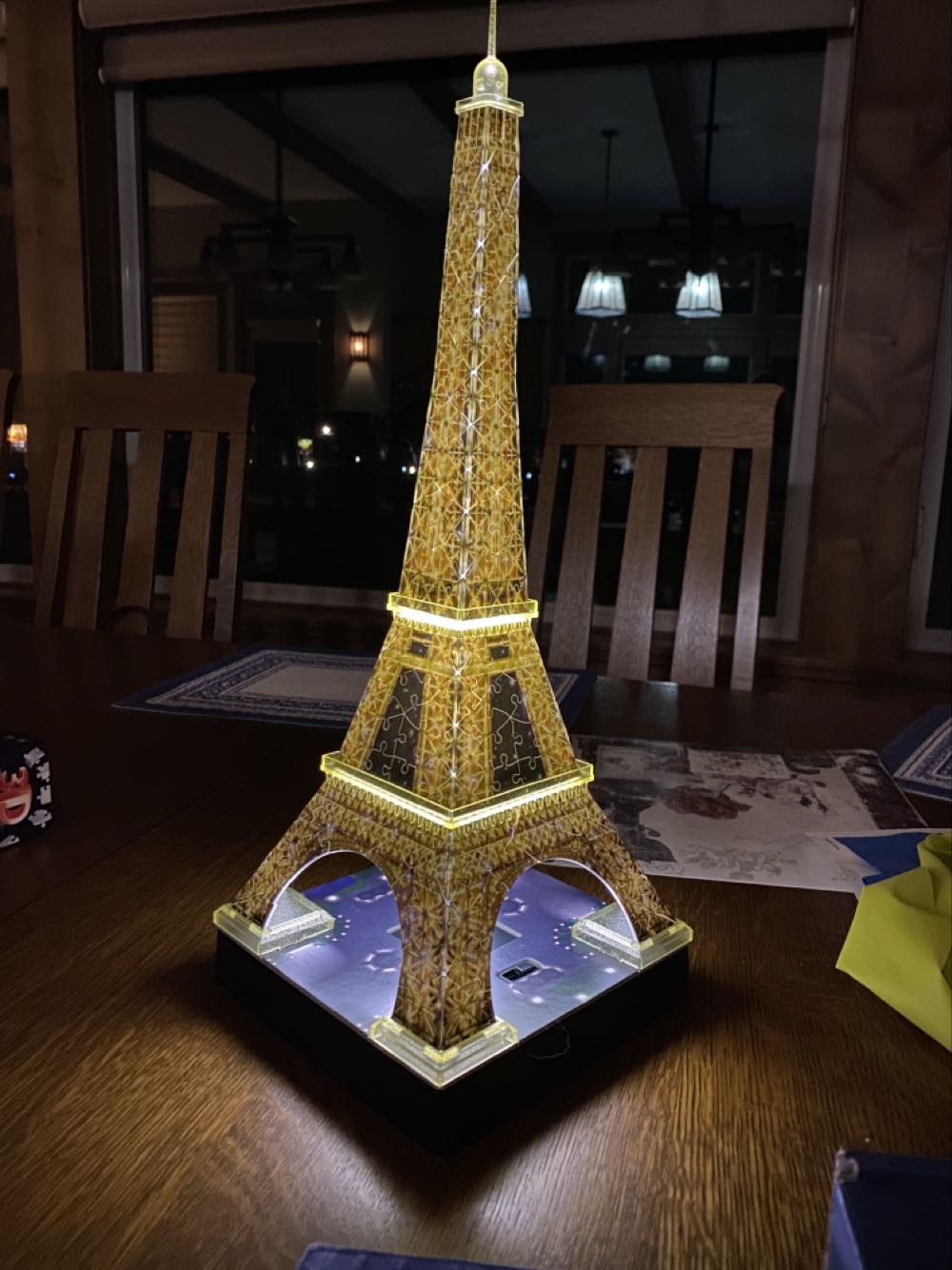 La Tour Eiffel • Paris - Ravensburger puzzle collectible [Barcode 4005556125791] - Main Image 4
