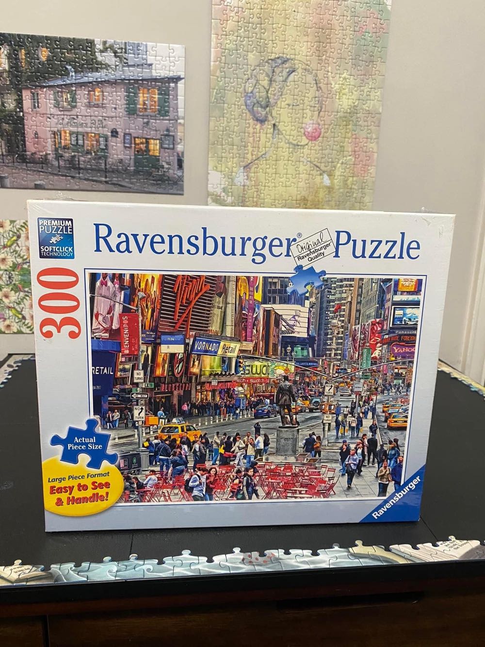 Times Square (SOLD) - Ravensburger puzzle collectible [Barcode 4005556135585] - Main Image 3