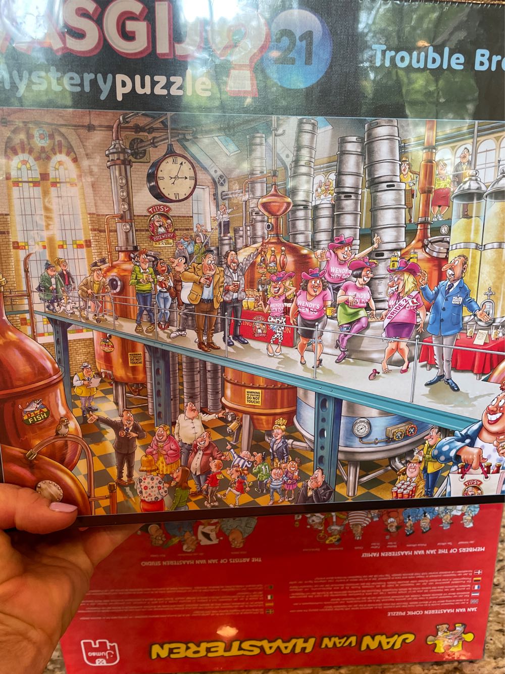 Wasgij #21 Trouble Brewing - Jumbo puzzle collectible [Barcode 8710126250068] - Main Image 4