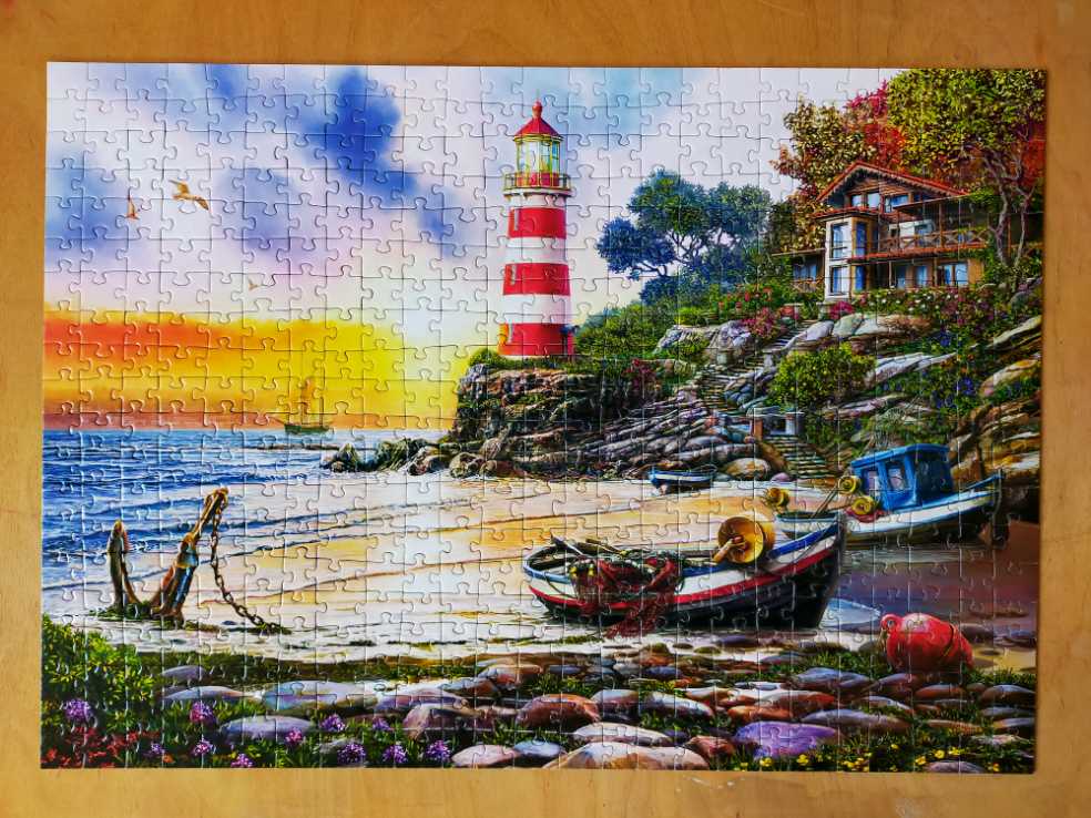 Sunset Lighthouse - Corner Piece puzzle collectible [Barcode 5052089297951] - Main Image 2