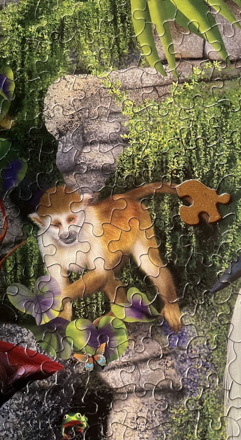 Placid Waters - White Mountain Puzzles, Inc. puzzle collectible [Barcode 724819252749] - Main Image 4