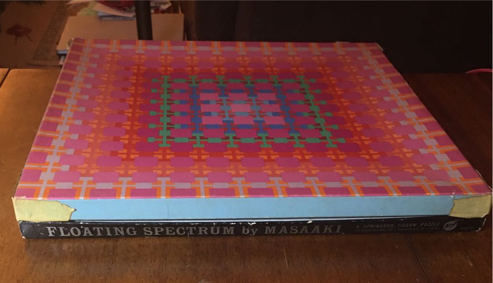 Floating Spectrum - Springbok 🇺🇸 puzzle collectible - Main Image 2