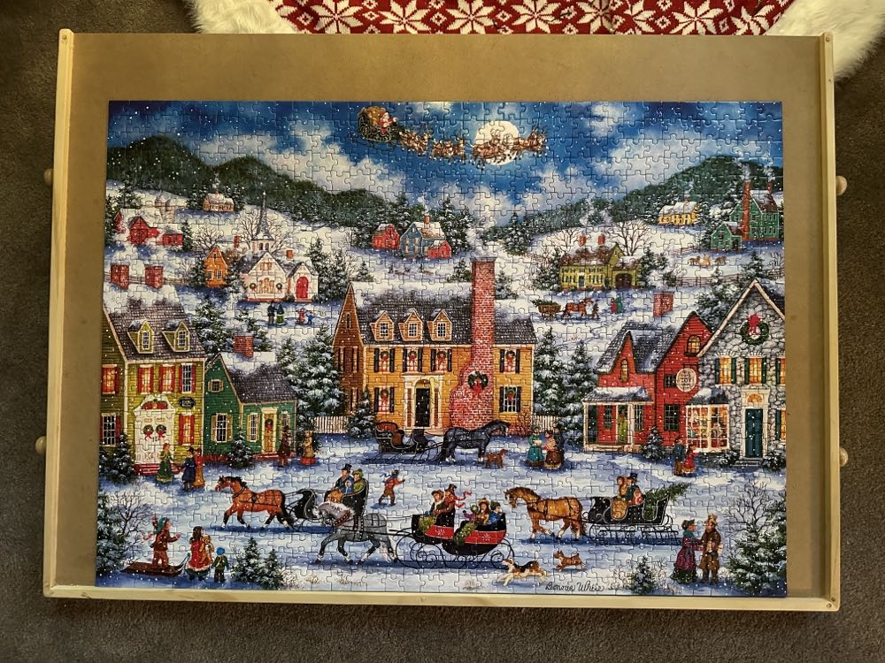 Christmas Eve Fly By - Master Pieces puzzle collectible [Barcode 705988717734] - Main Image 2