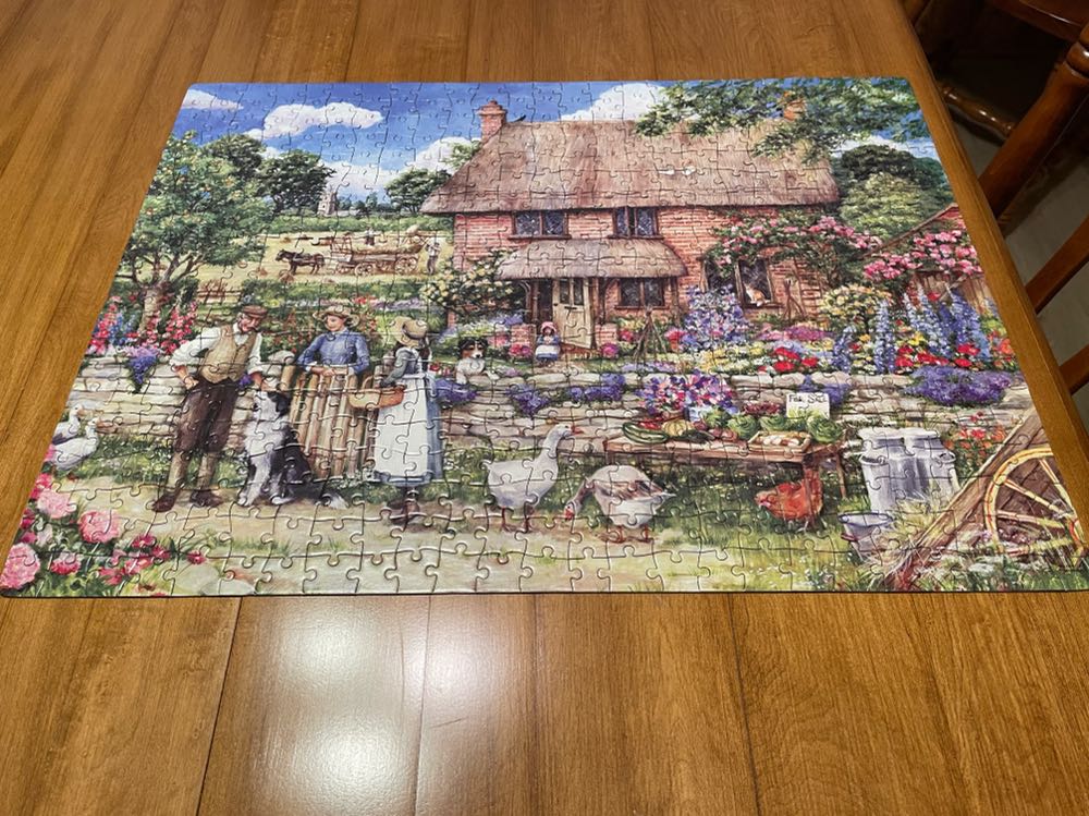 Farm Cottage (UV)🧩 - Cardinal puzzle collectible [Barcode 430000641994] - Main Image 2