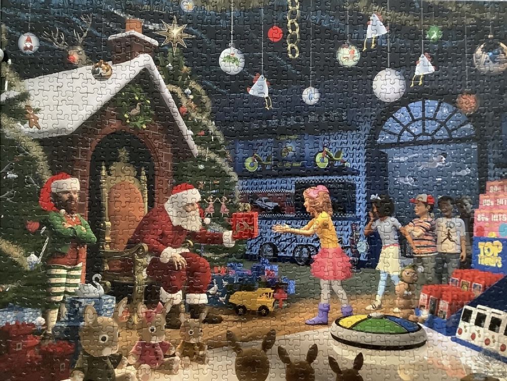 Santas Grotto - Waddingtons puzzle collectible [Barcode 5036905033244] - Main Image 3
