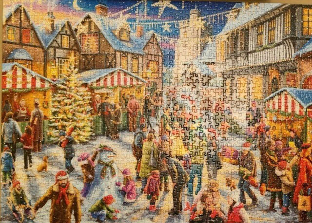 Wrapped Up For Christmas Limited Edition 2017 - Gibsons puzzle collectible [Barcode 5012269020175] - Main Image 4