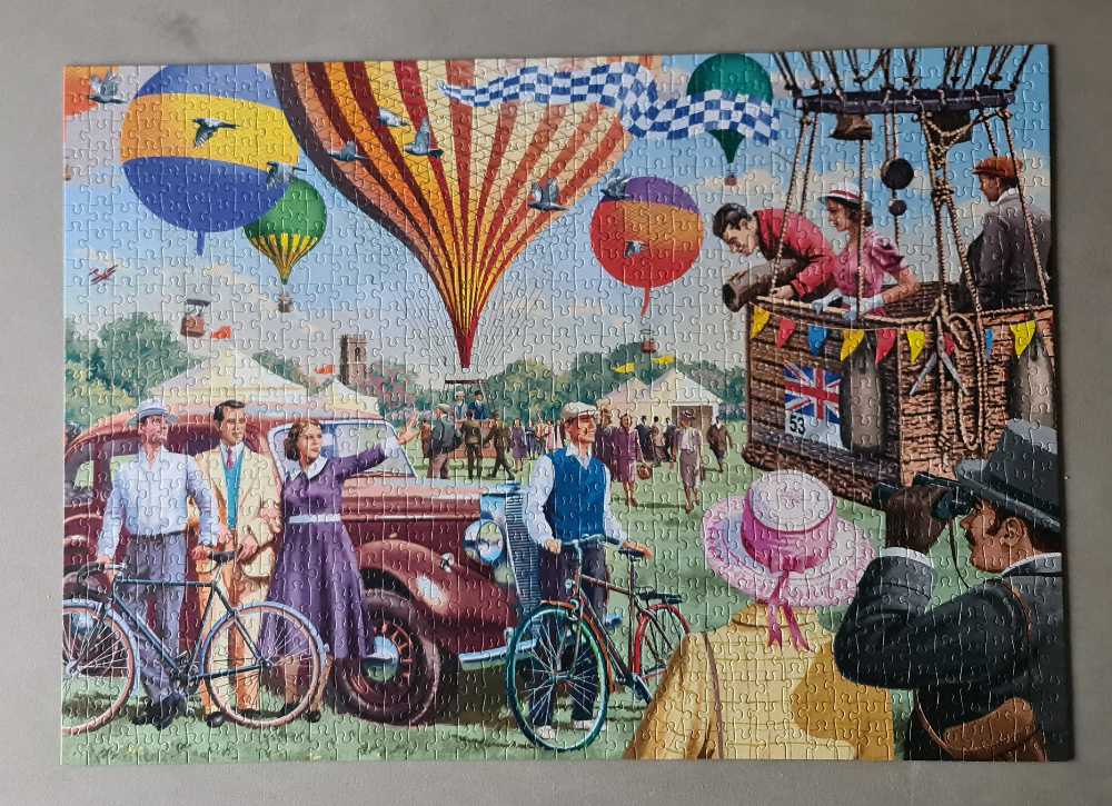 *Up & Away 😁 COMPLETED 23/01/2024 - Falcon de luxe puzzle collectible [Barcode 8710126111895] - Main Image 2