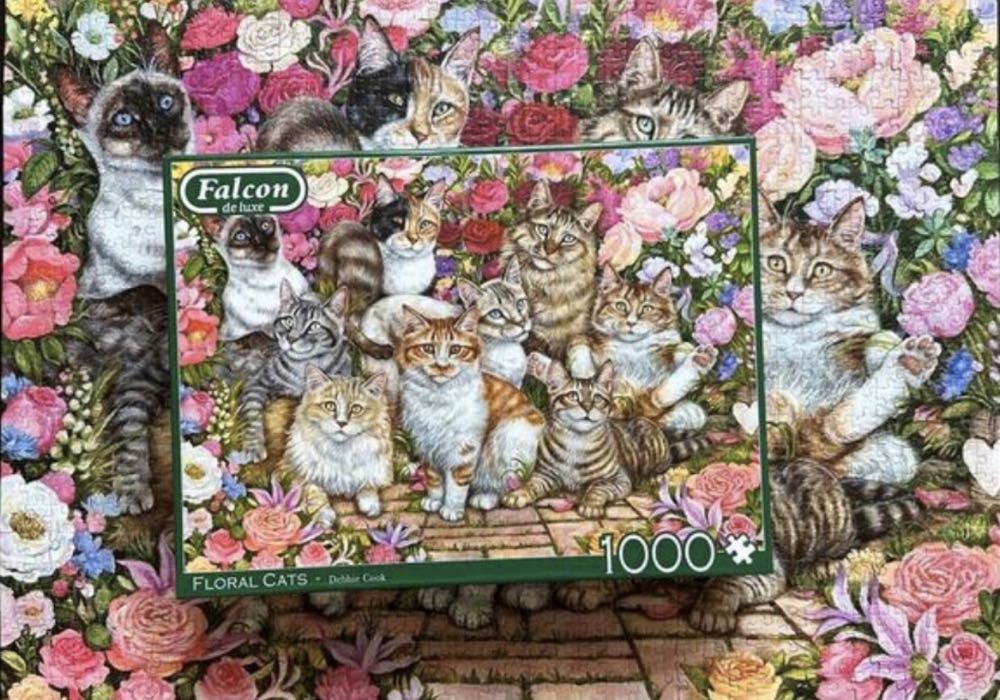 Floral Cats (NIB) NFT - Falcon de luxe puzzle collectible [Barcode 8710126112465] - Main Image 4