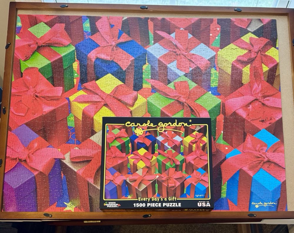 Every Day’s A Gift**-NEW! - White Mountain puzzle collectible [Barcode 724819254200] - Main Image 3