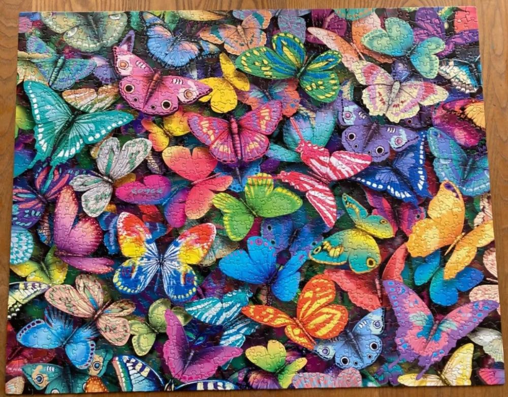 ZZ - Butterflies (SOLD) - White Mountain Puzzles puzzle collectible [Barcode 724819250097] - Main Image 3