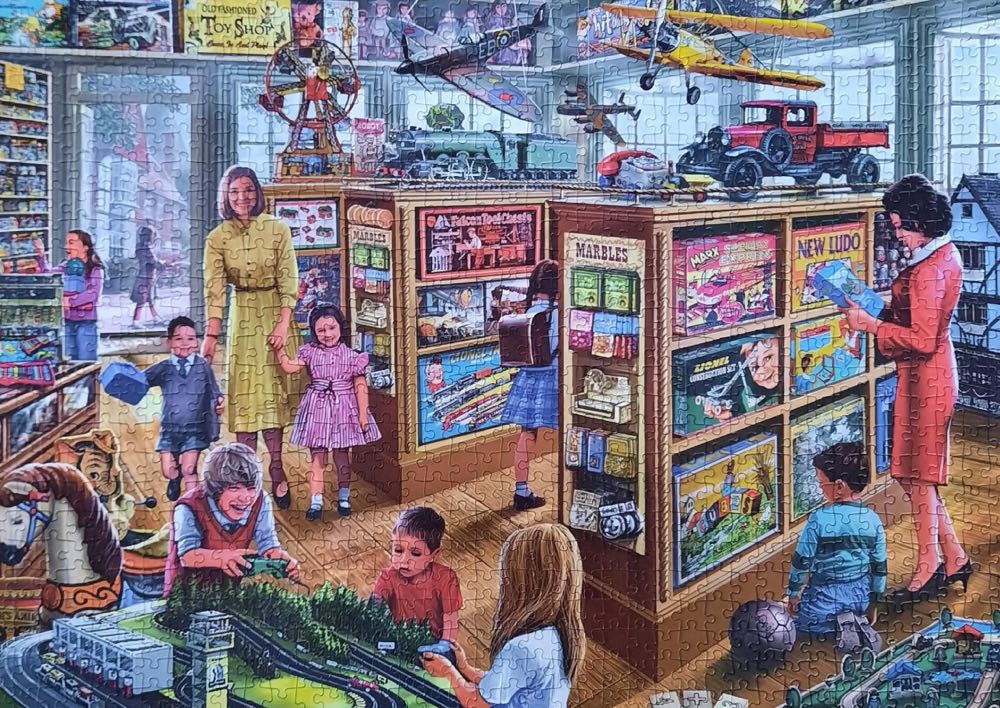 The Toy Shop - Gibsons puzzle collectible [Barcode 5012269061918] - Main Image 3
