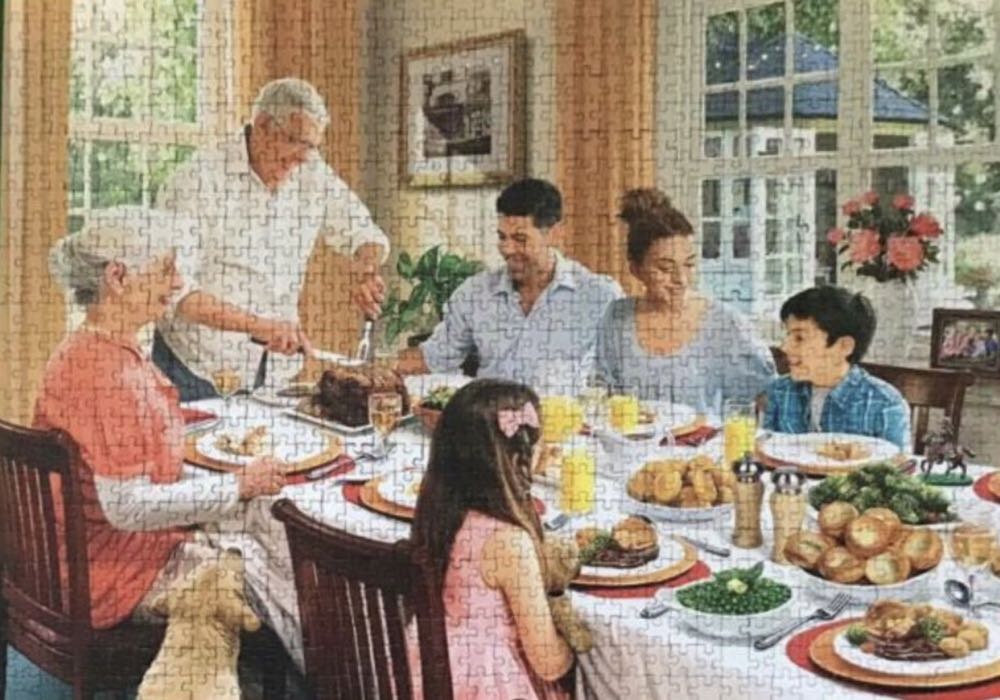 Sunday Lunch - Falcon de luxe puzzle collectible [Barcode 8710126110881] - Main Image 3