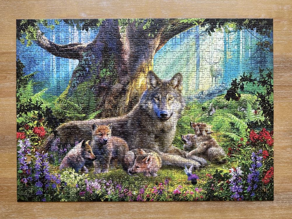 Wolves In The Forest - Ravensburger puzzle collectible [Barcode 4005556159871] - Main Image 2