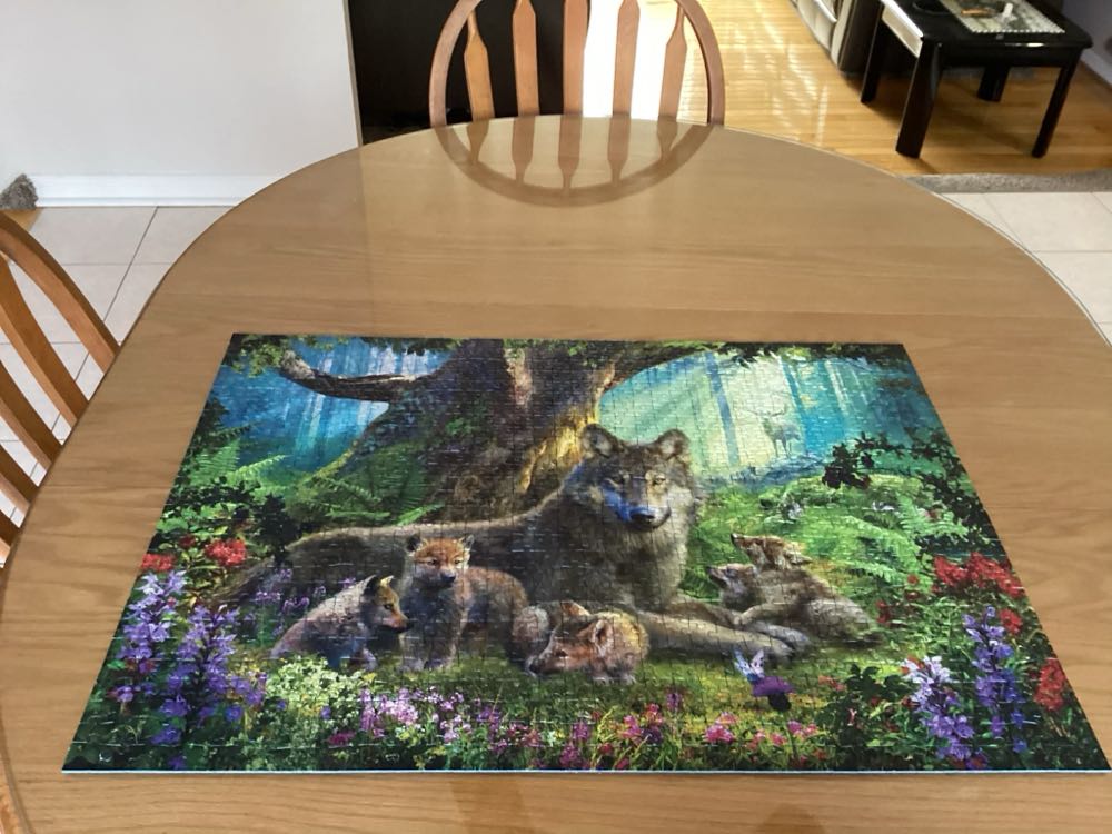 Wolves In The Forest - Ravensburger puzzle collectible [Barcode 4005556159871] - Main Image 3
