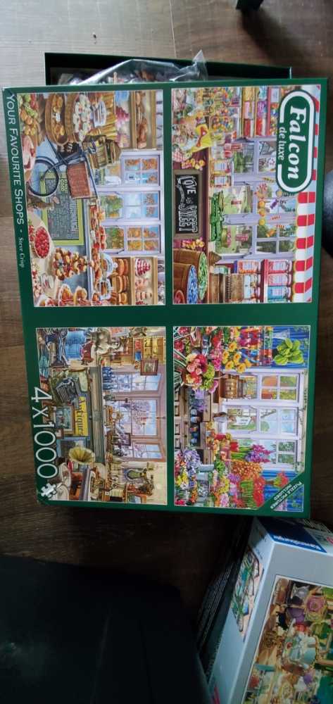 Your Favourite Shops - Falcon de luxe puzzle collectible [Barcode 8710126112496] - Main Image 4