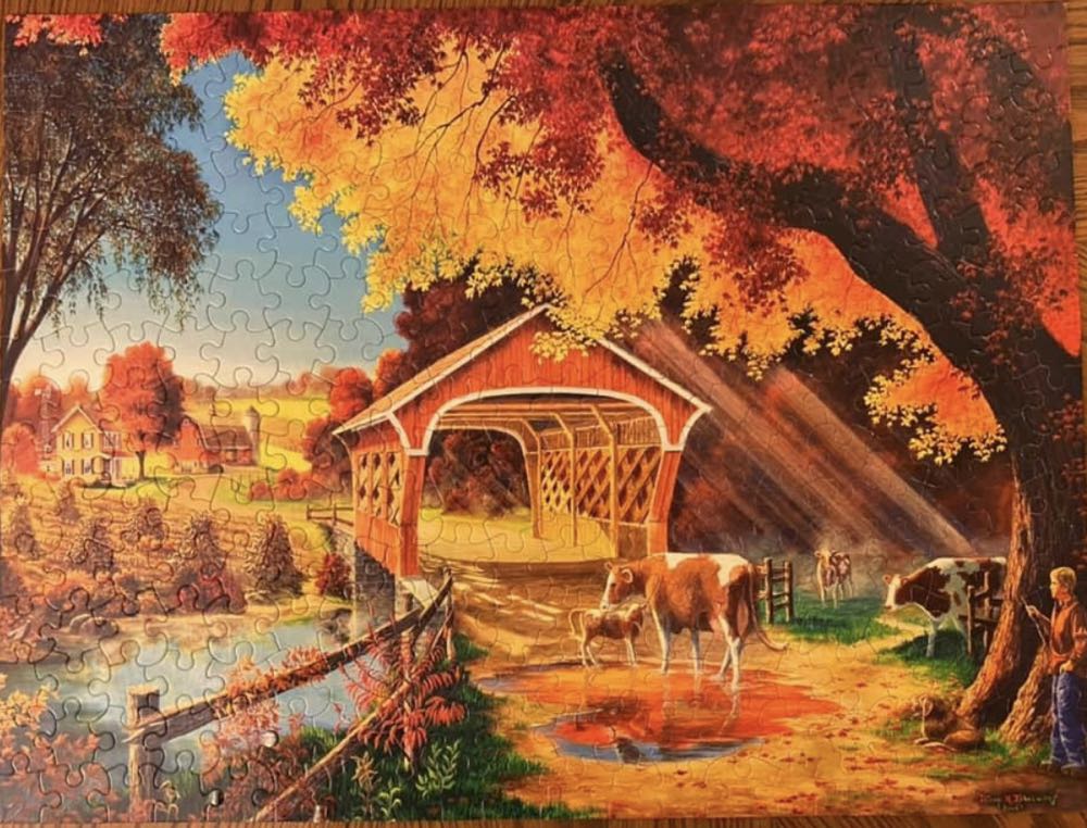 Autumn Morning - White Mountain puzzle collectible [Barcode 724819255993] - Main Image 2