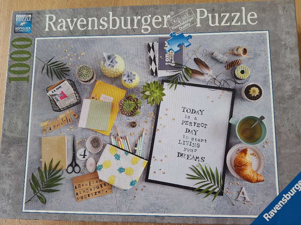 Start Living Your Dream (SOLD) - Ravensburger puzzle collectible [Barcode 4005556198290] - Main Image 3
