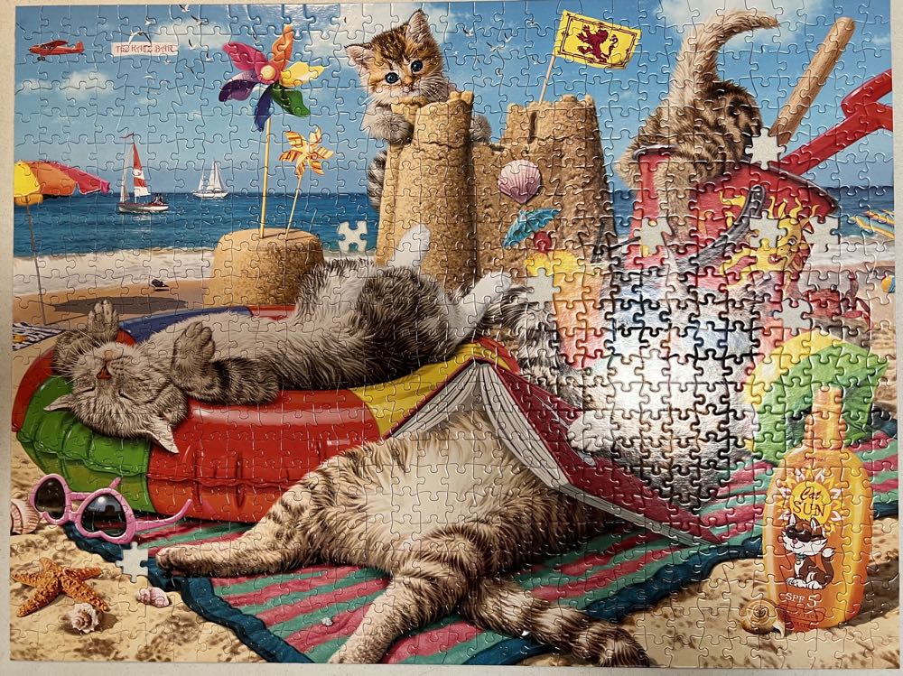 Cats - Beachcombers - Buffalo puzzle collectible [Barcode 079346170890] - Main Image 3