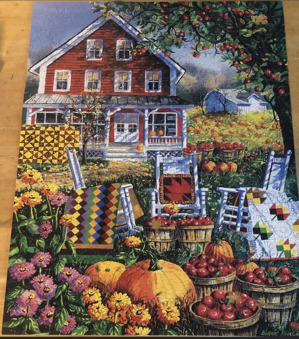 Autumn Quilts  (Item#242S) (2007) - White Mountain puzzle collectible [Barcode 724819248667] - Main Image 3