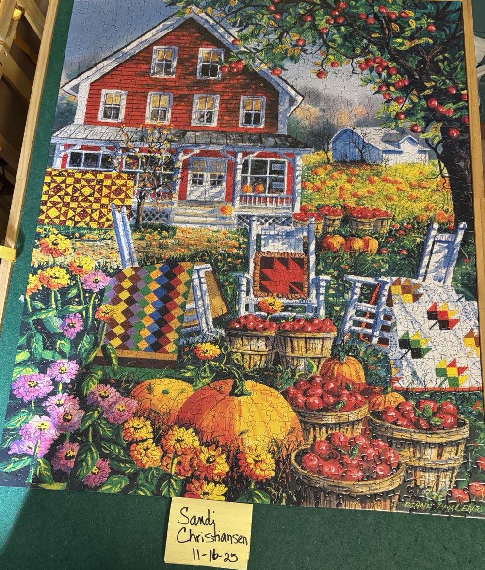 Autumn Quilts  (Item#242S) (2007) - White Mountain puzzle collectible [Barcode 724819248667] - Main Image 6