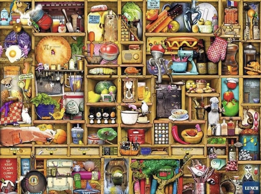 Kitchen Cupboard - Ravenburger puzzle collectible [Barcode 4005556823857] - Main Image 2