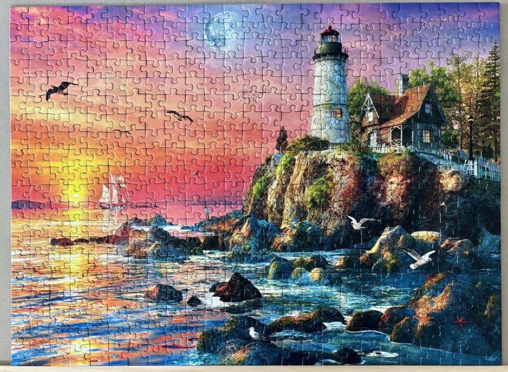 Lighthouse At Sunset - GONE - Ravensburger puzzle collectible [Barcode 4005556802340] - Main Image 3