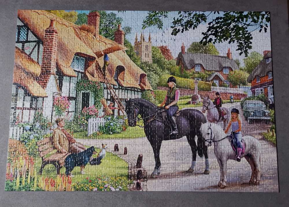 Horse Riders In Village - Corner Piece 🇬🇧 puzzle collectible [Barcode 5052089269491] - Main Image 2