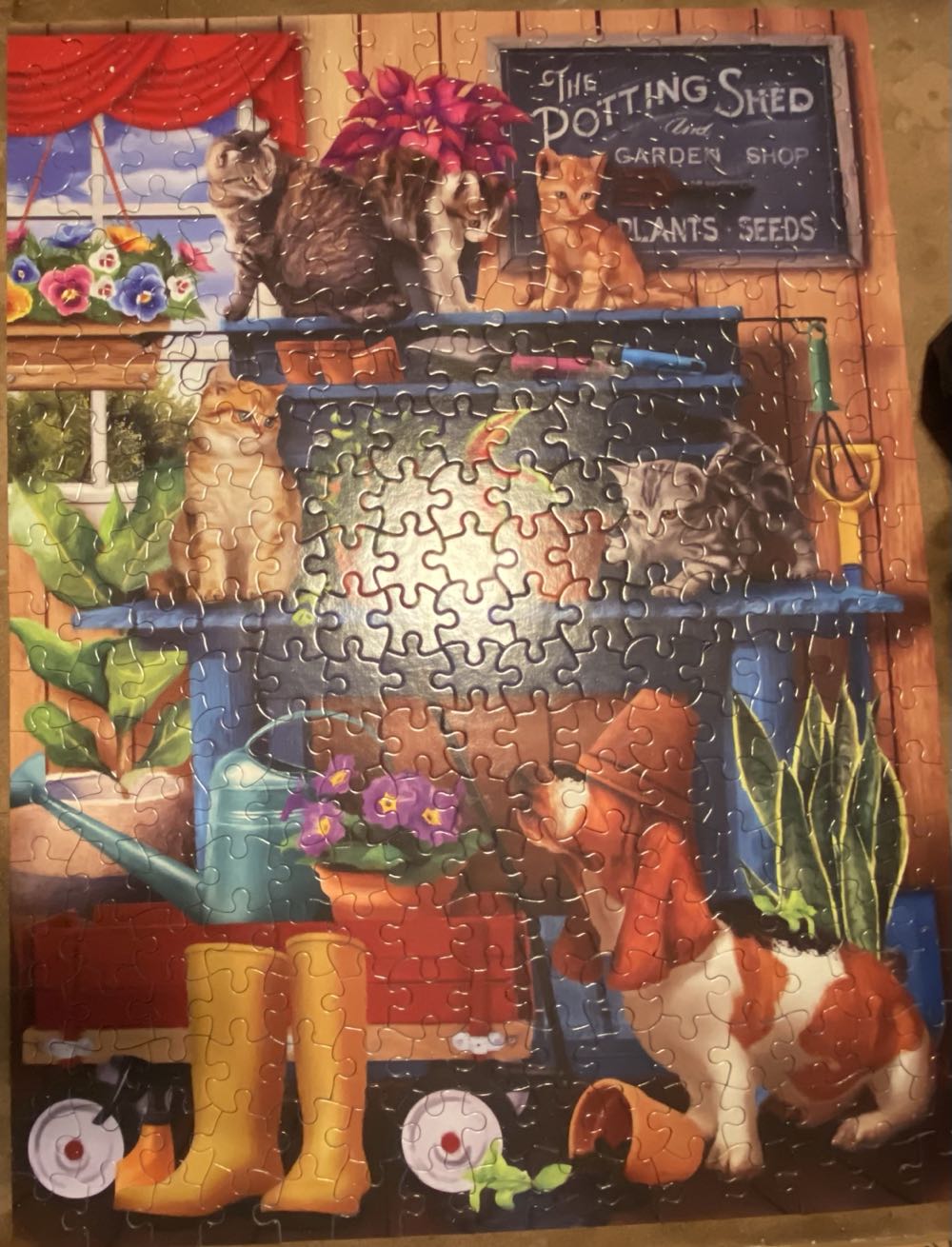 Trouble In The Potting Shed - SunsOut puzzle collectible [Barcode 796780289376] - Main Image 3