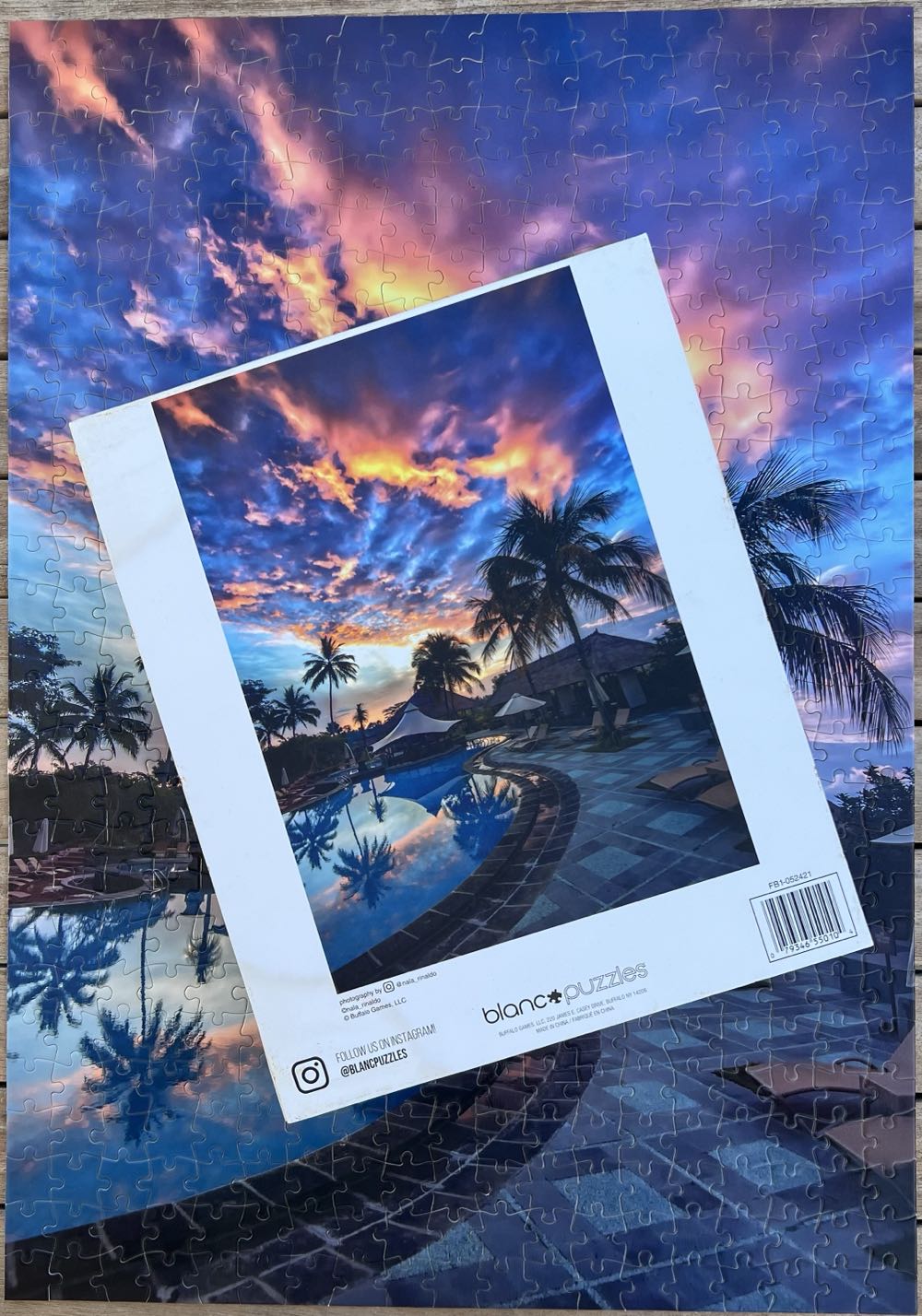 Bali Sunset - Blanc puzzle collectible [Barcode 079346550104] - Main Image 4