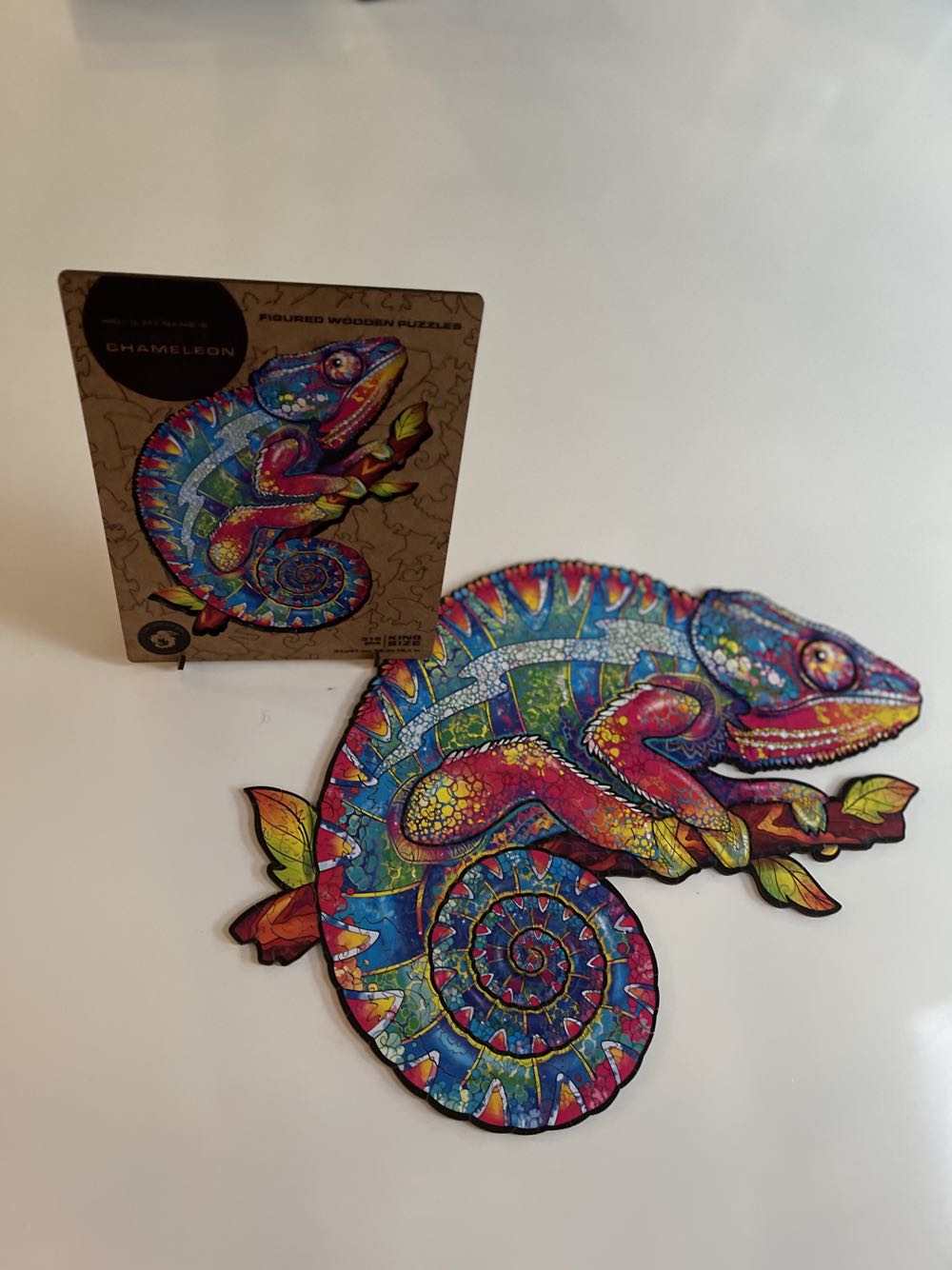 Iridescent Chameleon - Unidragon puzzle collectible [Barcode 4620755024036] - Main Image 2